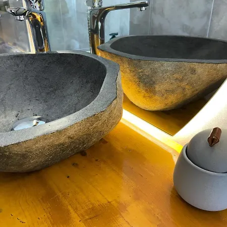 Avalon Luxury Ermupoli