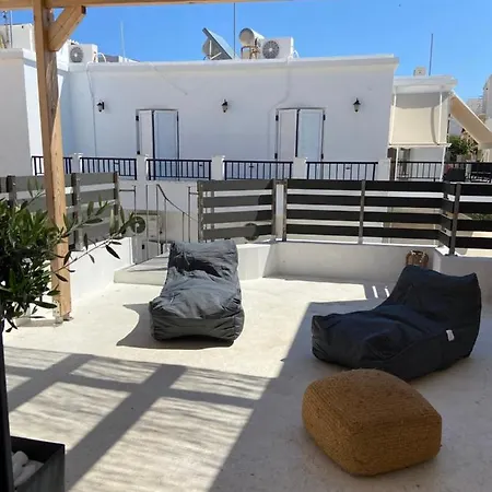 Avalon Luxury * Ερμούπολη
