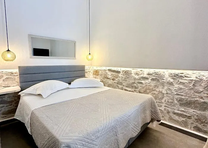 Avalon Luxury Ermoupoli